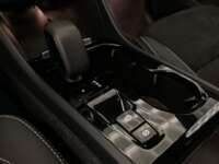 Volvo XC40 2023 5p Recharge Ultimate Dark PHEV T5 L3/1.5/T Aut 2023 Volvo XC40 Venta Interiores 9