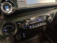 Toyota Hilux 2022 4p Doble Cabina Diesel L4/2.8/T Aut 4X4  2022 Toyota Hilux Venta Interiores 7