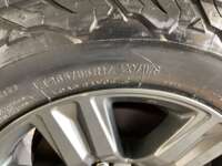 Toyota Hilux 2022 4p Doble Cabina Diesel L4/2.8/T Aut 4X4  2022 Toyota Hilux Venta Llantas 5