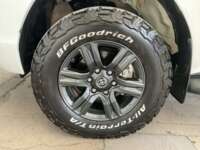 Toyota Hilux 2022 4p Doble Cabina Diesel L4/2.8/T Aut 4X4  2022 Toyota Hilux Venta Llantas 1