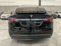 Tesla Modelo X 2016  2016 Tesla Modelo X Ingreso Exteriores 6