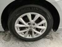 MG MG5 2023 4p Excite L4/1.5 Aut 2023 MG MG5 Venta Llantas 1