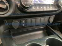 Toyota Hilux 2022 4p Doble Cabina Diesel L4/2.8/T Aut 4X4  2022 Toyota Hilux Ingreso Interiores 12