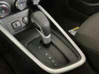 Chevrolet Onix 2025 4p LT L3/1.0/T Aut IMG_1227