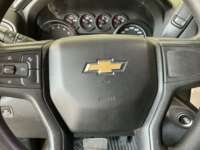 Chevrolet Silverado 2024 2p Cabina Regular 4x2 V8/5.3 Aut IMG_2368