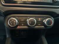 Nissan Versa 2021 4p Sense L4/1.6 CVT 2021 Nissan Versa Venta Interiores 8