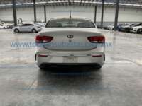 Kia Rio 2021 5p HB LX L4/1.6 Man     2021 Kia Rio Ingreso Exteriores 4