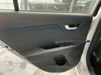 Kia Rio 2021 5p HB LX L4/1.6 Man     IMG_0887