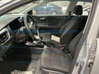 Kia Rio 2021 5p HB LX L4/1.6 Man     IMG_0888