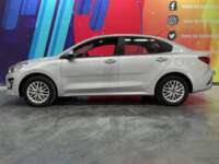Kia Rio 2021 5p HB LX L4/1.6 Man     2021 Kia Rio Venta Exteriores 4