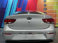 Kia Rio 2021 5p HB LX L4/1.6 Man     2021 Kia Rio Venta Exteriores 6