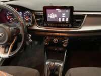 Kia Rio 2021 5p HB LX L4/1.6 Man     2021 Kia Rio Venta Interiores 4