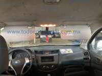 Nissan NP300 Doble Cabina 2019 4p S L4/2.5 Man A/A Paq. Seg. IMG_6310
