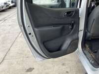 Nissan NP300 Doble Cabina 2019 4p S L4/2.5 Man A/A Paq. Seg. 2019 Nissan NP300 Doble Cabina Venta Interiores 15