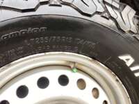 Nissan NP300 Doble Cabina 2019 4p S L4/2.5 Man A/A Paq. Seg. 2019 Nissan NP300 Doble Cabina Venta Llantas 2