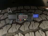 Nissan NP300 Doble Cabina 2019 4p S L4/2.5 Man A/A Paq. Seg. 2019 Nissan NP300 Doble Cabina Venta Llantas 9