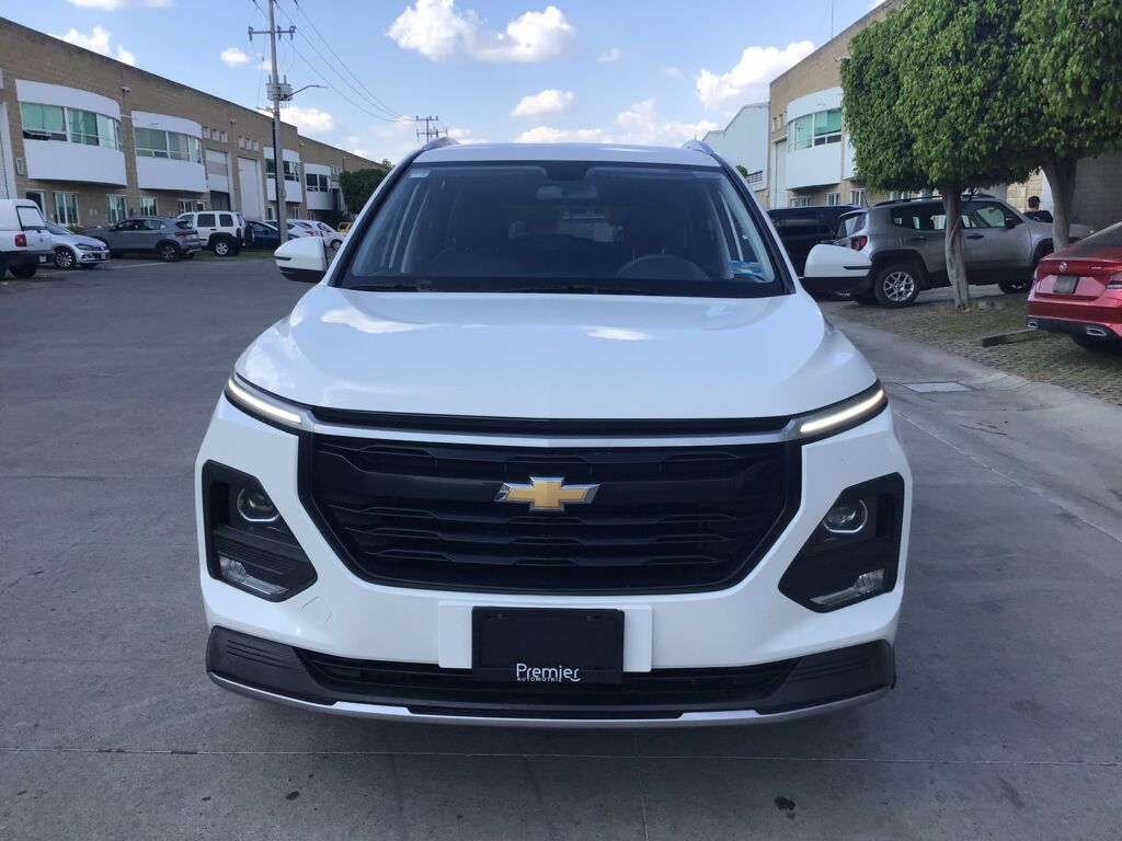 Chevrolet Captiva 2022 5p LT L4/1.5/T CVT 7/Pas 2022 Chevrolet Captiva Venta Exteriores 2