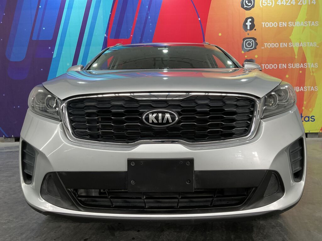Kia Sorento 2020 5p LX L4/2.4 Aut 7/Pas  2020 Kia Sorento Venta Exteriores 2