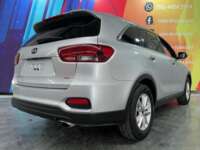 Kia Sorento 2020 5p LX L4/2.4 Aut 7/Pas  2020 Kia Sorento Venta Exteriores 7