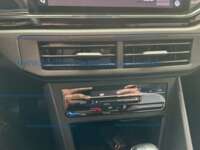 Volkswagen Nivus 2023 5p Highline L3/1.0/T Tiptronic IMG_2040