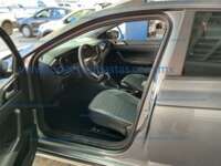 Volkswagen Nivus 2023 5p Highline L3/1.0/T Tiptronic IMG_2029