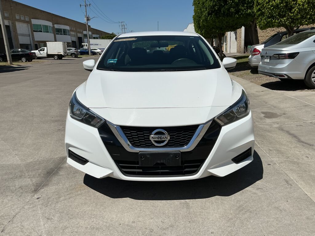 Nissan Versa 2021 4p Sense L4/1.6 CVT 2021 Nissan Versa Venta Exteriores 2