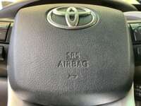 Toyota Hilux 2022 4p Doble Cabina Diesel L4/2.8/T Aut 4X4  2022 Toyota Hilux Venta Interiores 13