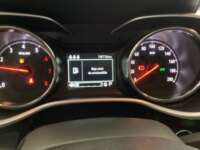 Chevrolet Tracker 2025 5p RS L3/1.2/T Aut Línea Nueva IMG_3605