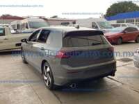 Volkswagen Golf 2024 5p GTI L4/2.0/T Aut IMG_3542