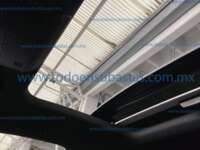 Volkswagen Golf 2024 5p GTI L4/2.0/T Aut IMG_3575