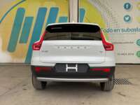 Volvo XC40 2022 5p Momentum T4 L4/2.0/T Aut 2022 Volvo XC40 Venta Exteriores 6