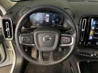 Volvo XC40 2022 5p Momentum T4 L4/2.0/T Aut 2022 Volvo XC40 Venta Interiores 1