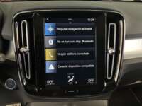 Volvo XC40 2022 5p Momentum T4 L4/2.0/T Aut 2022 Volvo XC40 Venta Interiores 8