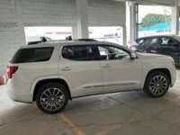 GMC Acadia 2022 5p Denali V6/3.6 Aut IMG_3426