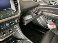 GMC Acadia 2022 5p Denali V6/3.6 Aut IMG_3449