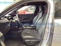 Peugeot 2008 2025 5p GT Pure Tech L3/1.2/T Aut IMG_5013