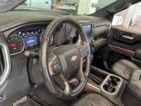Chevrolet Cheyenne 2022 4p High Country LTZ Doble Cabina V8/6.2 Aut 4X4  IMG_3377