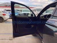 Volkswagen Tiguan 2023 5p R-Line L4/1.4/T DSG IMG_5459