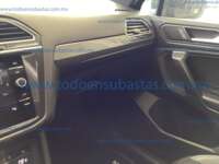 Volkswagen Tiguan 2023 5p R-Line L4/1.4/T DSG IMG_5475