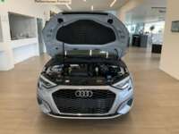 Audi A3 2024 4p 35 Sedán Select L4/1.4/T Tiptronic 2024 Audi A3 Venta Motor 3