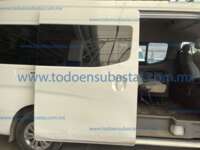 Nissan Urvan 2020 4p L4/2.5 Man 15/Pas Paq. Seg.  IMG_5799