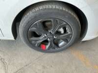 Chevrolet Onix 2024 4p Premier Redline L3/1.0/T Aut IMG_3838