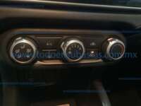 Nissan Versa 2020 4p Sense L4/1.6 Man Línea Nueva IMG_5843