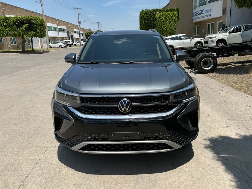 Volkswagen Taos 2024 5p Comfortline L4/1.4/T Tiptronic 2024 Volkswagen Taos Venta Exteriores 2