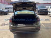 Volkswagen Jetta 2024 4p Trendline L4/1.4/T Man IMG_3405