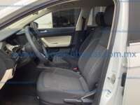 Volkswagen Virtus 2024 4p Trendline L4/1.6 Tiptronic IMG_6152