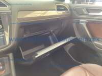 Volkswagen Tiguan 2024 5p R-Line 10 Años L4/1.4/T DSG IMG_6235