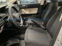 Volkswagen Virtus 2024 4p Trendline L4/1.6 Man IMG_8598