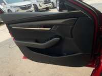 Mazda 3 2021 5p Hatchback i Sport L4/2.5 Skyactiv-Drive 2021 Mazda 3 Venta Interiores 20