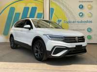 Volkswagen Tiguan 2023 5p Comfortline L4/1.4/T DSG 2023 Volkswagen Tiguan Venta Exteriores 3